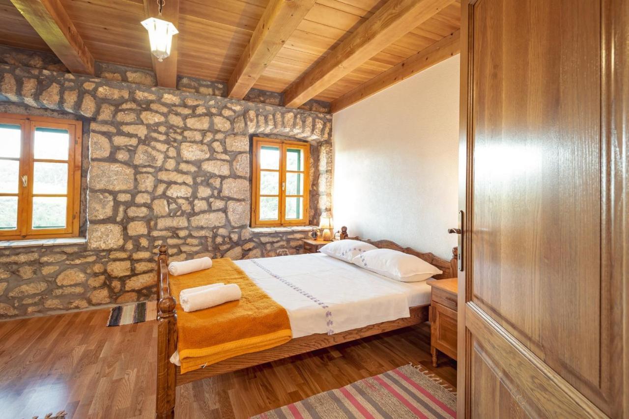 Villa Lazini Dvori Stasevica Eksteriør billede