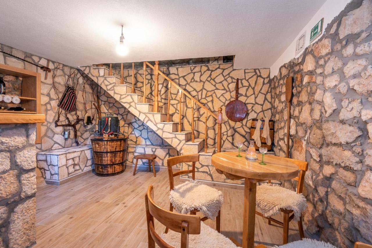 Villa Lazini Dvori Stasevica Eksteriør billede